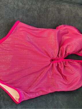 Cupshe Shimmery Hot Pink One-Piece Swimsuit
